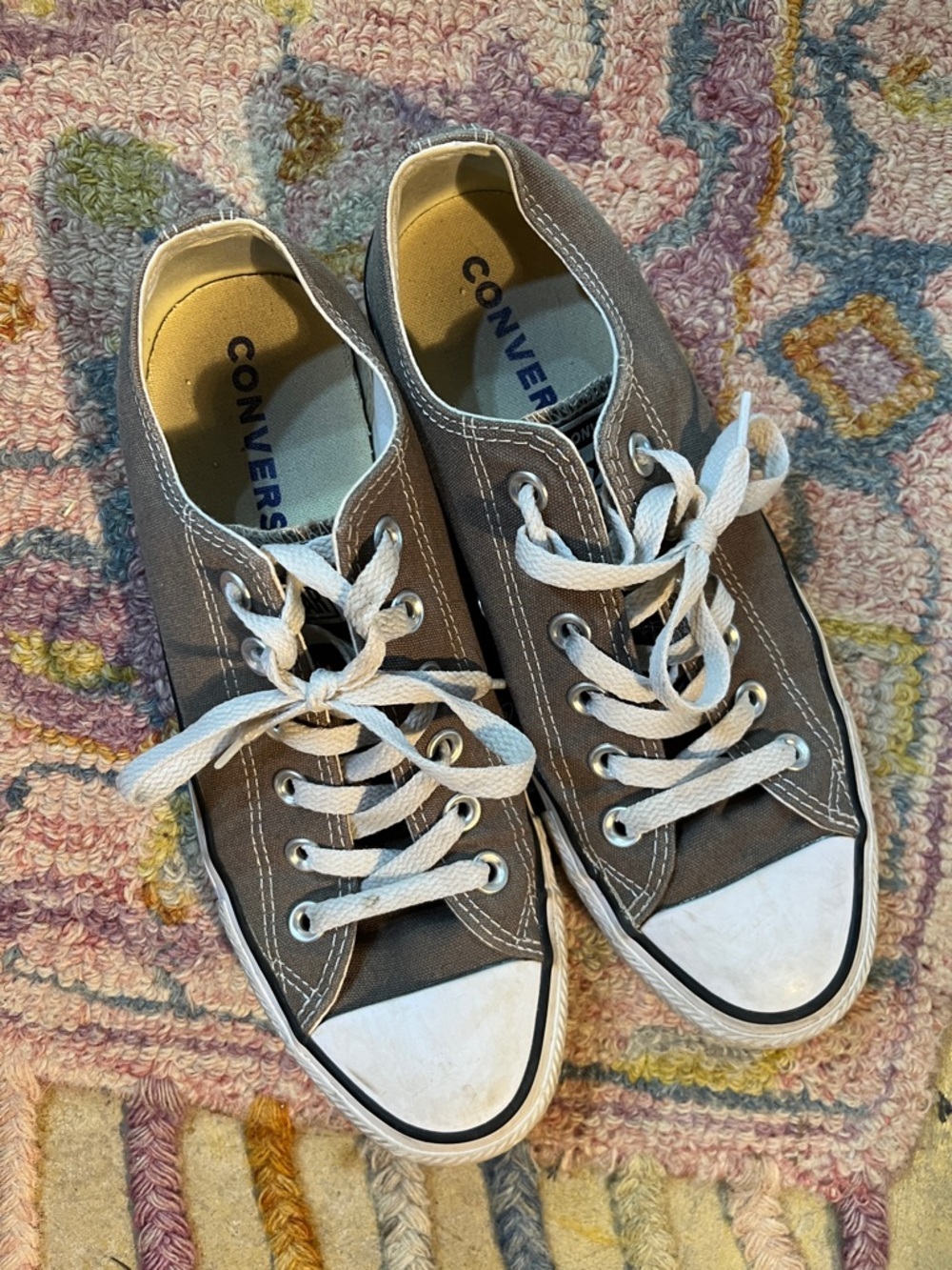 Converse Low Top Sneakers in Gray and White